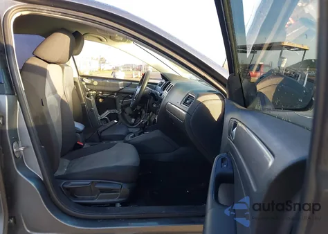 2018 Volkswagen Jetta 1.4T S из США, поврежденный, VIN 3VW2B7AJ5JM260585